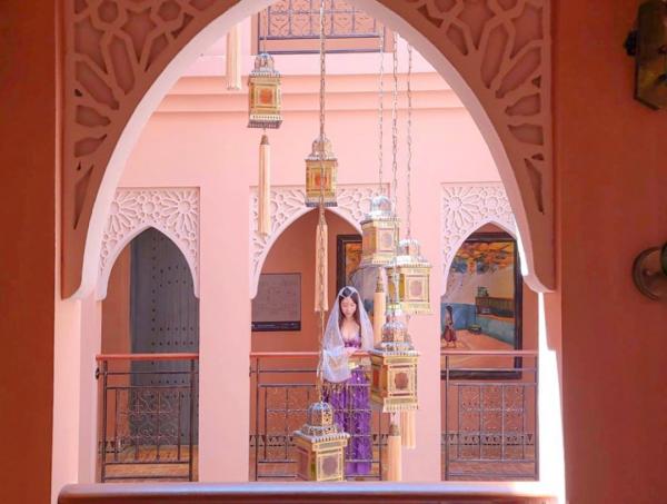 墾丁摩洛哥風特色住宿「墾丁亞曼達會館」 華麗粉紅宮殿充滿異國風情、租借中東服飾打卡