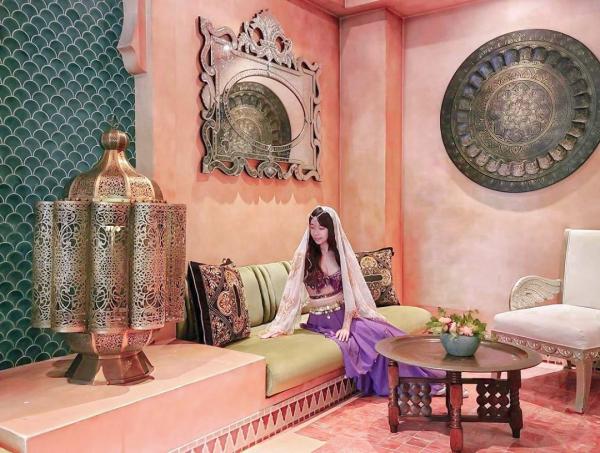 墾丁摩洛哥風特色住宿「墾丁亞曼達會館」 華麗粉紅宮殿充滿異國風情、租借中東服飾打卡