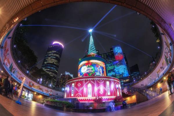 台北2020新北歡樂耶誕城 走入迪士尼童話世界！ 迪士尼公主投影show/音樂盒聖誕樹/打卡燈光隧道