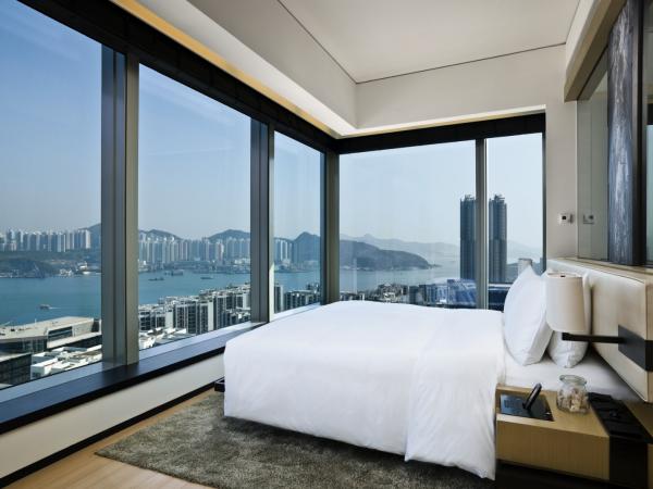 香港東隅酒店 (EAST Hong Kong) 海景精選客房（Harbour Corner Room）
