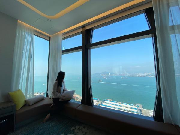 One-Eight-One Hotel & Serviced Residences 海景套房（Harbour Suite） 90度打卡位