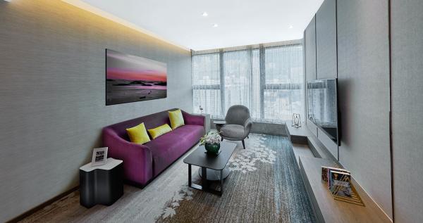One-Eight-One Hotel & Serviced Residences 海景套房（Harbour Suite） 客廳