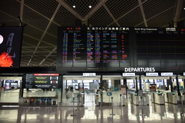 東京單日破記錄增949宗確診 日本宣布由28日起禁外國旅客入國