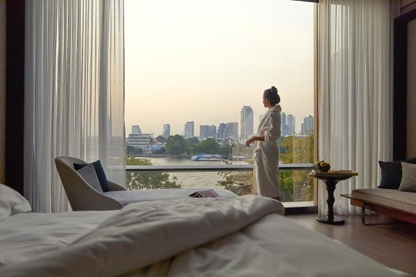 曼谷湄南河四季酒店全新開幕 房間對正海景/歎無邊際泳池/近Asiatique河畔夜市