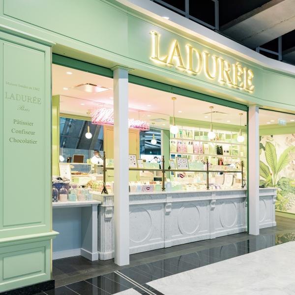 巴黎百年馬卡龍名店Ladurée計劃賣盤 門市集中旅遊區 1年虧損近千萬歐羅！