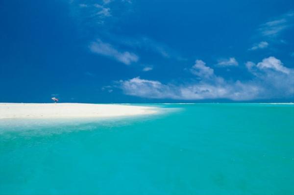 全日本最美純白沙灘！ 沖繩天堂級夢幻美景「終端之濱」