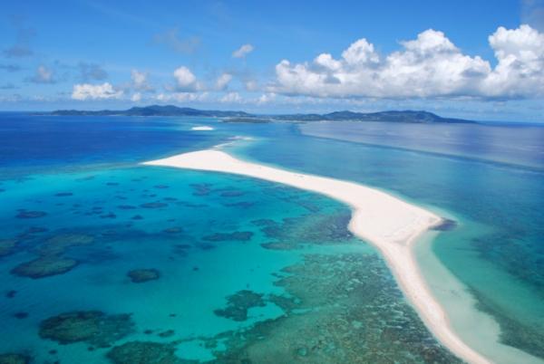 全日本最美純白沙灘！ 沖繩天堂級夢幻美景「終端之濱」