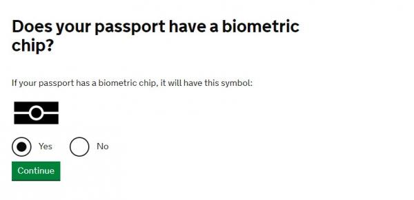 在護照封面是否具有生物特徵晶片「Does your passport have a biometric chip?」