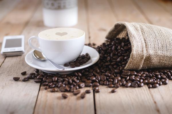 英醫生爆咖啡粉通常有曱甴成份 揭露背後真相震驚網民：以後不敢飲！