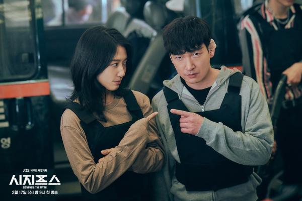 網民票選2021年10大Netflix最佳韓劇 《薛西弗斯的神話》5強不入/第一位是經典神作