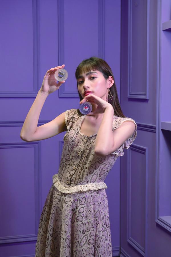 台灣7-11 ANNA SUI x Sanrio集點換購 手提掛燙機/Hello Kitty手袋/香水組合