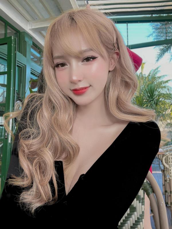 越南Barbie正妹曾是男兒身 臉部從未動刀 只有做變性手術