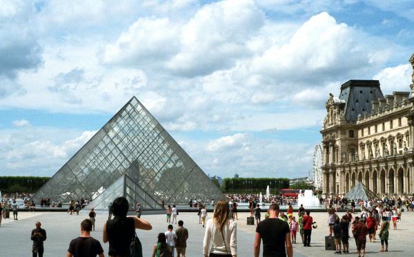 法國羅浮宮開設網上博物館 免費任睇逾48萬件經典藝術品