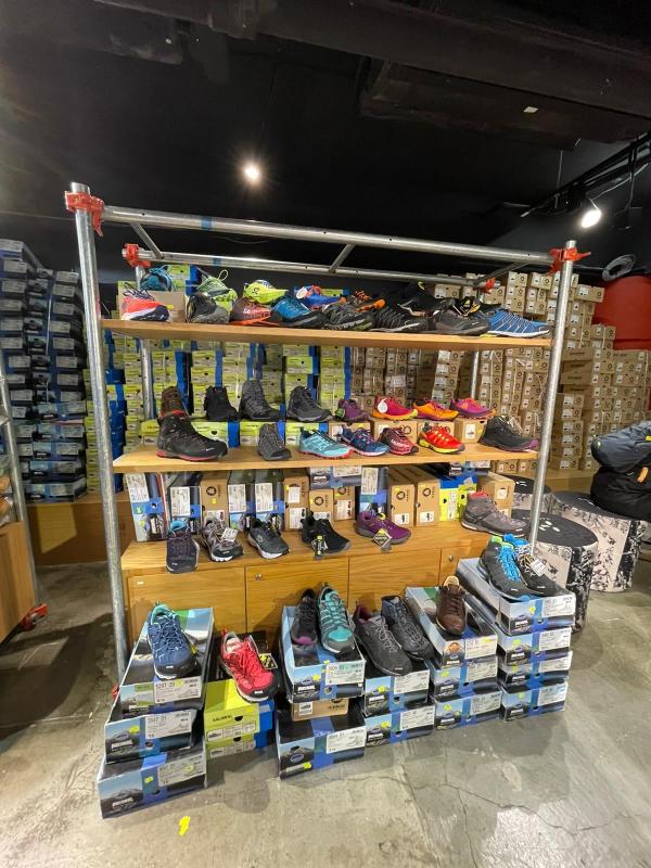 本周精選4大開倉優惠! Adidas鞋震撼價8兩對/露營行山用品2折/Doughnut背囊半價