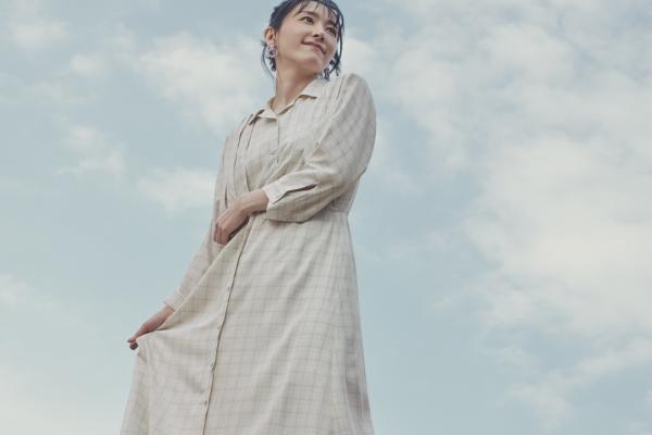 新垣結衣擔任日本H&M最新代言人 示範大地色春夏穿搭