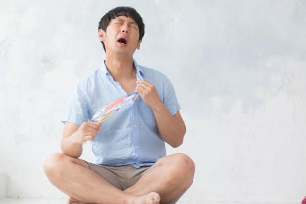 進行活動時若感不適，應立刻停止，並儘快求診