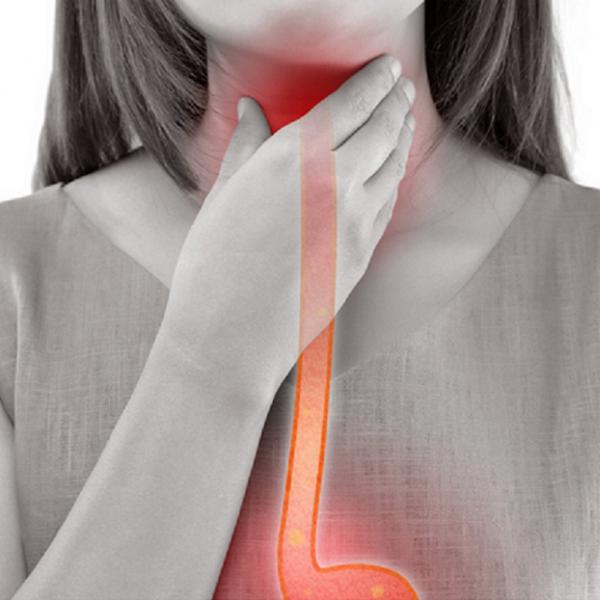 Delta變種病毒主要症狀：喉嚨痛