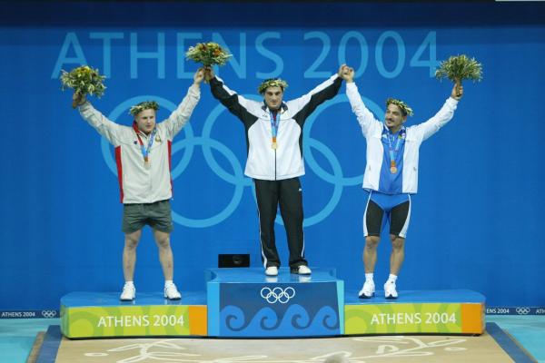 2004雅典奧運頒獎台