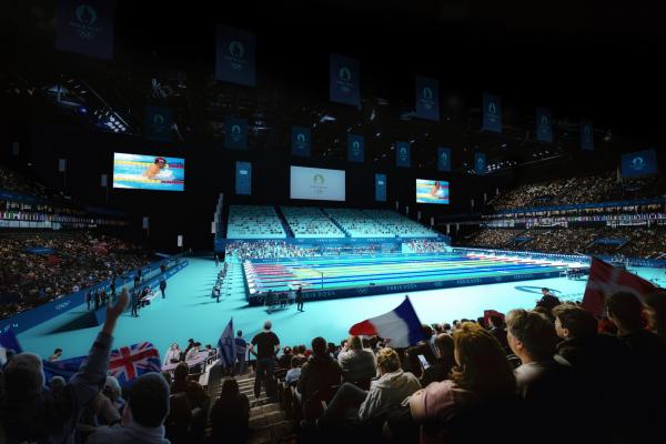 La Défense Arena外型由600塊巨大的鋁片及玻璃建成，將舉辦游泳及水球比賽。