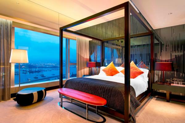 香港W酒店「奇幻XIII」快閃優惠「奇幻驚喜」(Epic Suite Dreams) 住宿套餐 驚喜套房 (WOW Suite)