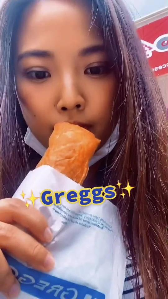 於是福井去了英國知名連鎖餅店Greggs