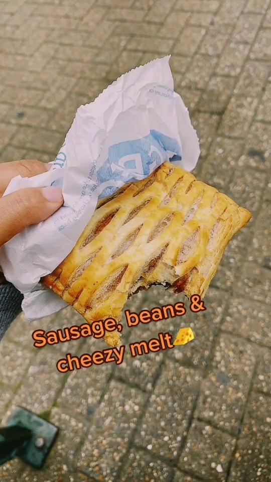 鹹批Sausage, Bean & Cheese Melt