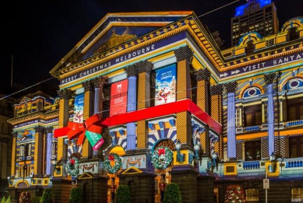 澳洲11大聖誕燈飾/市集/好去處 悉尼Martin Place巨型聖誕樹、墨爾本市政廳聖誕投影