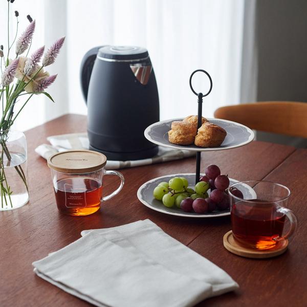 Afternoon Tea LIVING 茶套裝 ¥5,500：電熱水壺、甜品架、耐熱玻璃杯x2、竹製杯墊x2、餐墊x2、抹布及袋
