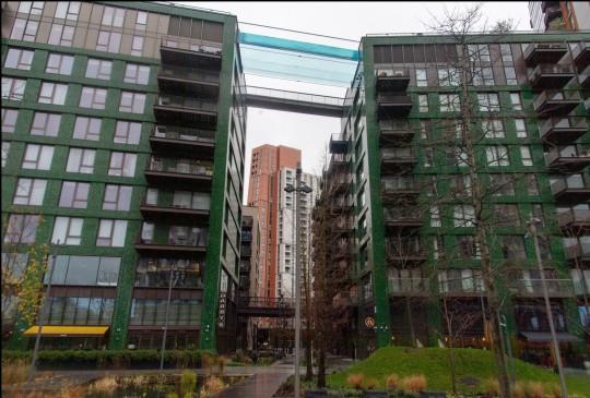 倫敦豪宅空中游泳池惹住戶不滿 全因1原因要年繳170萬管理費