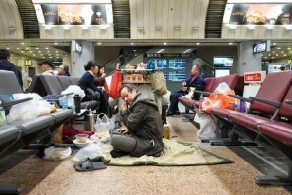 內地男跟老婆吵架離家出走寄居北京機場14年！ 失業多年不愁吃喝兼每月有錢收