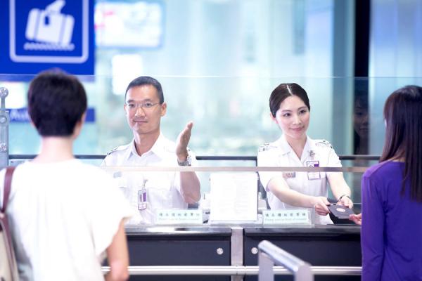 入境處今起延長香港非永久居民逗留期限 合資格申請人可在外地辦理手續