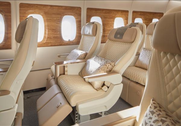 阿聯酋航空推出超豪華經濟艙 升級超闊皮座位！可調較腳墊勁舒服