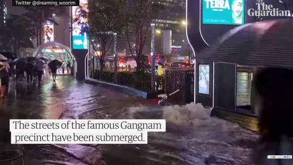 首爾遇二戰後最嚴重暴雨 洪水瀑布式湧入地鐵站驟變澤國