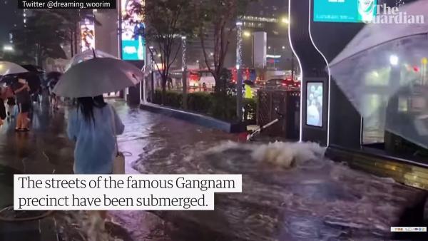 首爾遇二戰後最嚴重暴雨 洪水瀑布式湧入地鐵站驟變澤國
