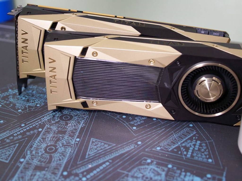 黄金クリエイターPC】Core i9 TITAN V 32GB NVMe搭載 黄金クリエイター