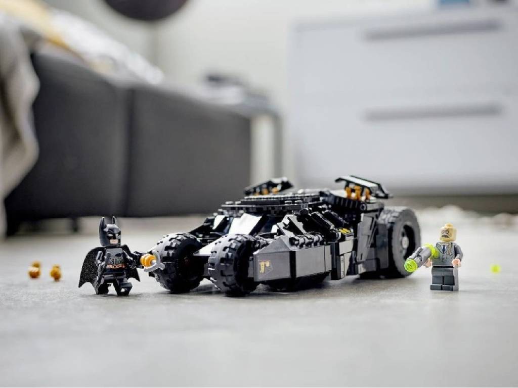 LEGO 76239 蝙蝠車：稻草人對決登場！可玩度高蝙蝠俠可換臉| ezone