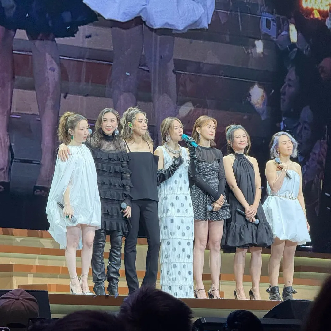 Cookies一成員坦言合體「不滿」一事？！成員Elaine被爆當年慘被「這位」取代？！