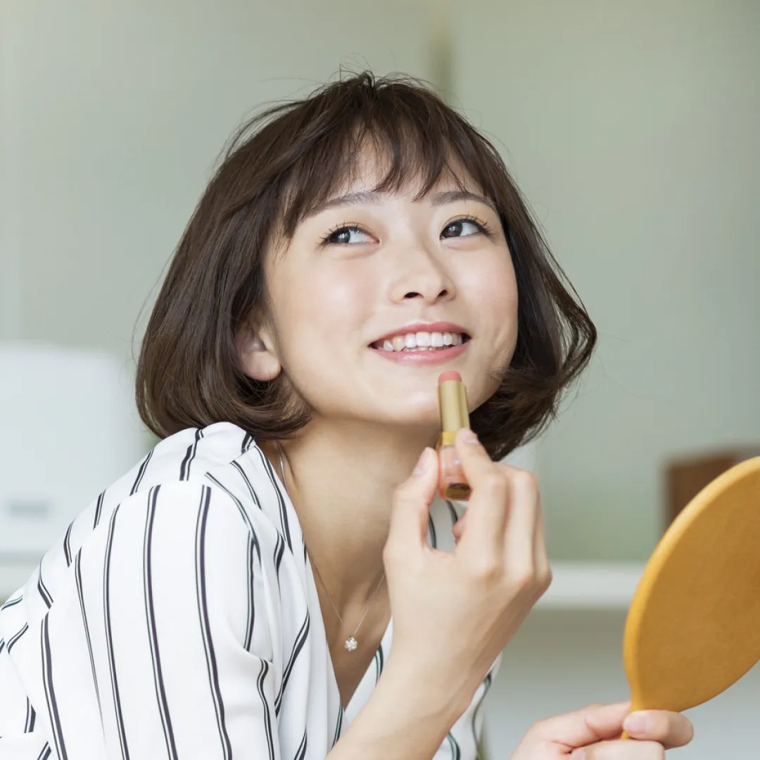6大潤唇膏隱藏用法！美編親身示範！潤唇膏過期用不完不要掉！