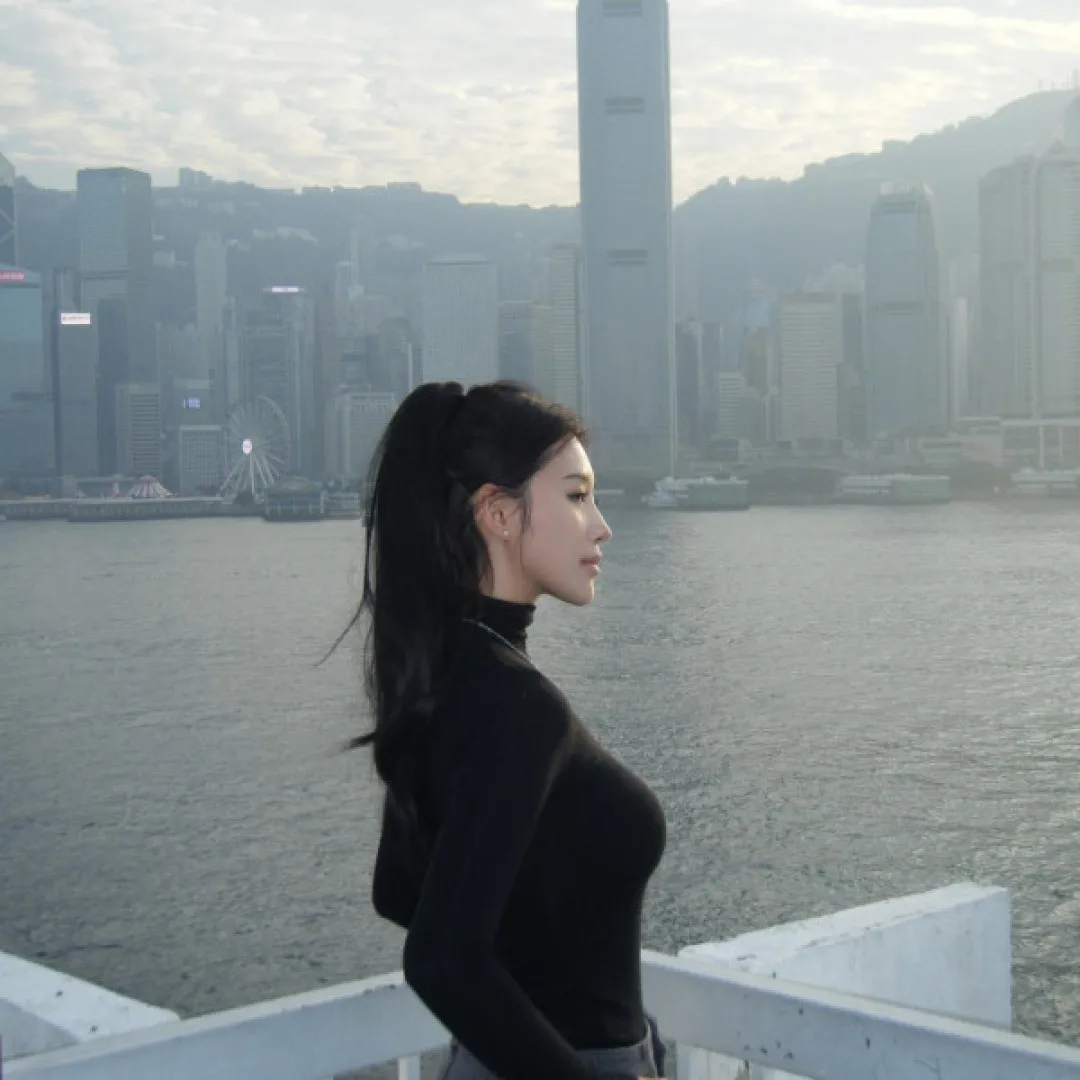 郭珮文拍《獎門人》疑遭男藝人鹹豬手襲胸！本尊IG突發文回應澄清！