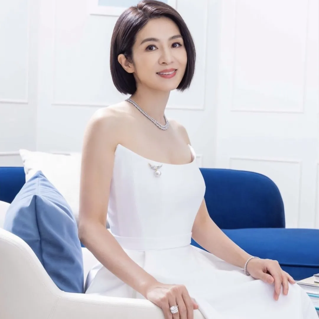 50歲楊采妮首爾約會曝光近況 曾傳秘戀金城武終情定律師老公