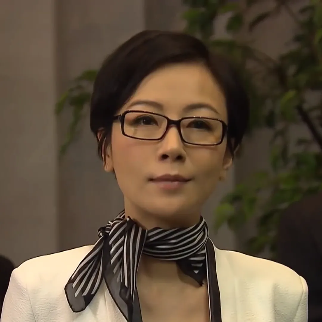 一代女神袁潔瑩暴瘦疑被爆出新戀情狀態回春！出道即爆紅！曾因暴瘦被傳患厭食症！