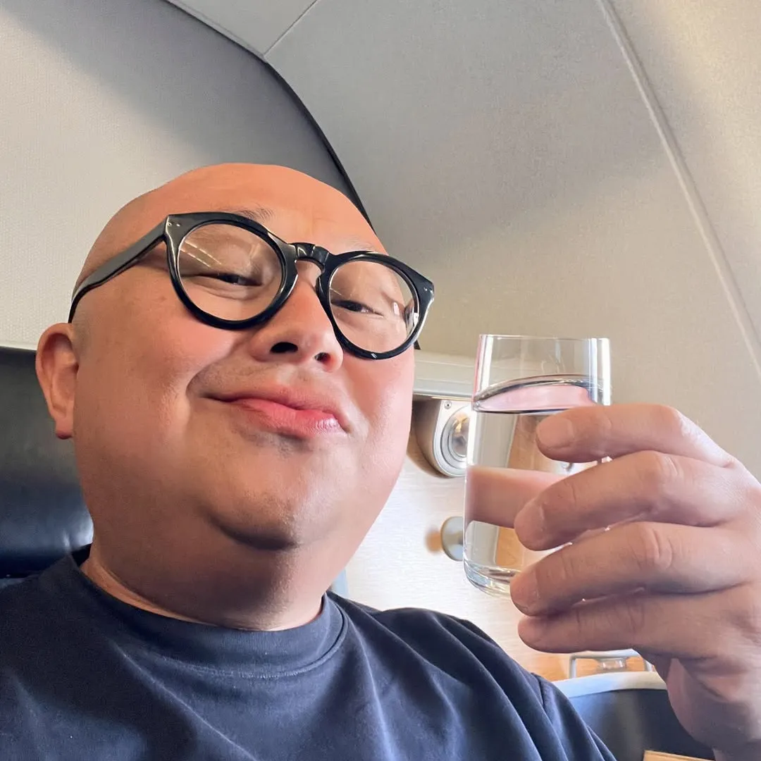 林盛斌年輕舊照出土髮量前所未有超濃密！曾為學業棄演《少林足球》重要一角！