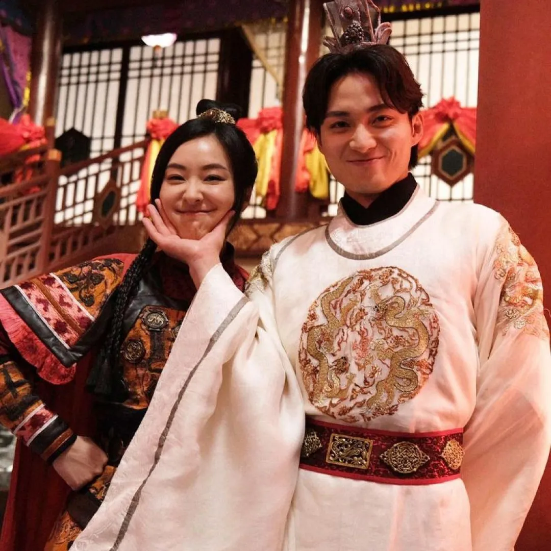 周嘉洛屢傳進出陳瀅豪宅「姊弟戀」疑再升溫？！極罕回應緋聞7字親揭兩人真實關係！