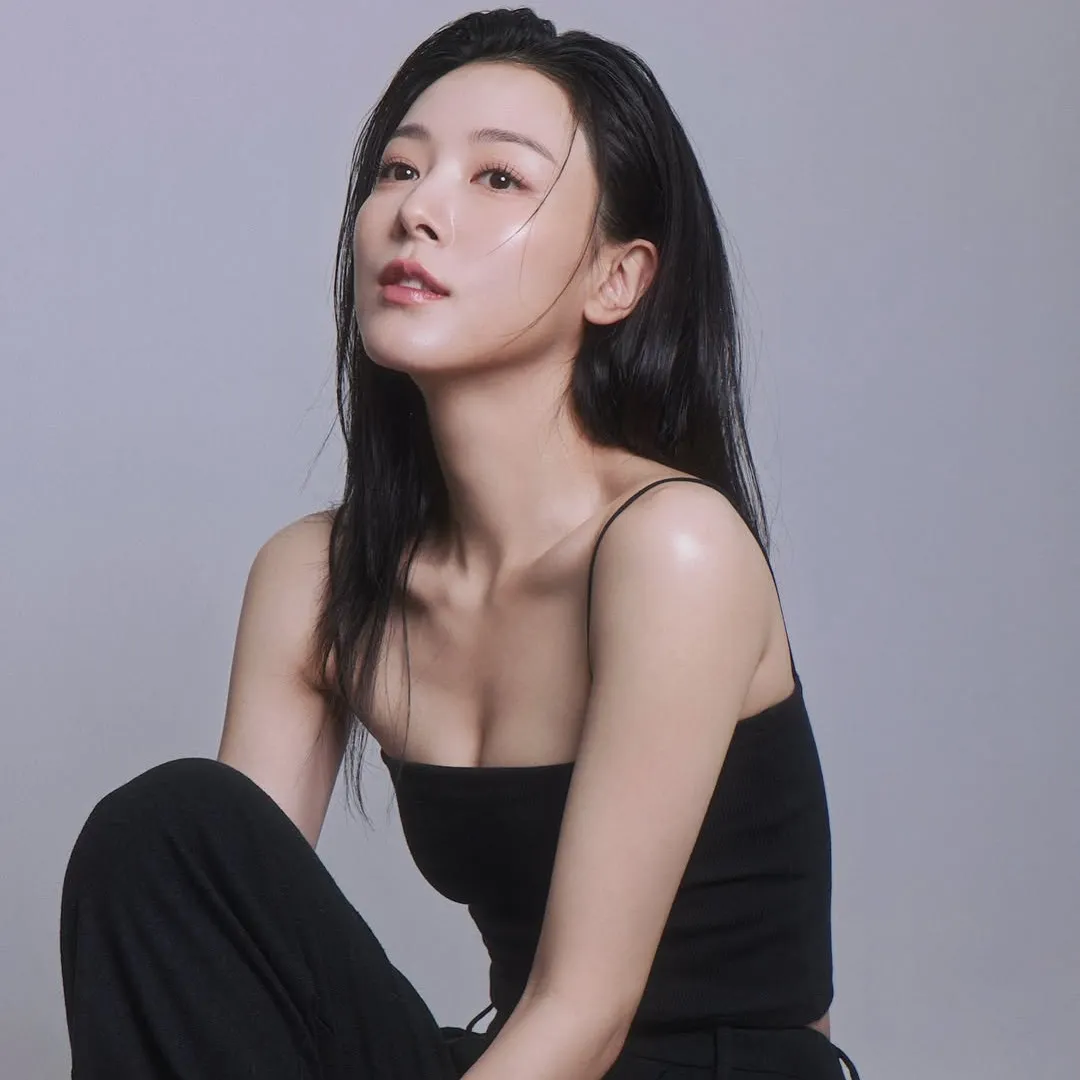 王敏奕活動生圖流出掀熱議！仙氣美貌零死角網民激讚：不愧「TVB第一美」！