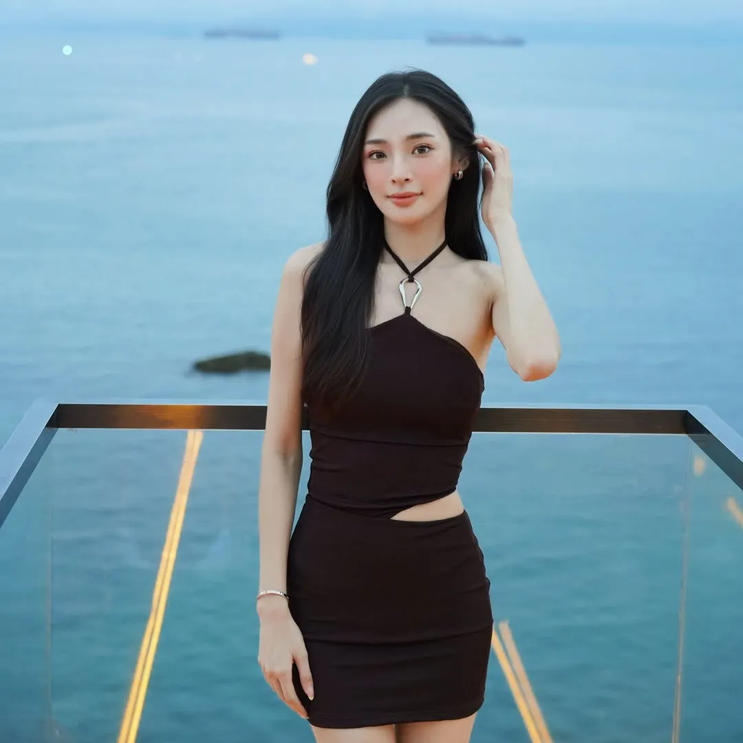 前港姐亞軍陳楨怡變「紙片人」瘦到見骨惹熱議！1米72身高卻只有100磅比例超驚人！