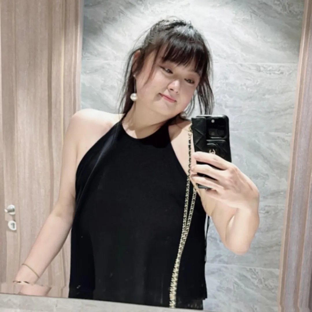 細細粒陳嘉佳520驚喜收99支紅玫瑰！疑有神秘追求者脫單有望直言難以置信