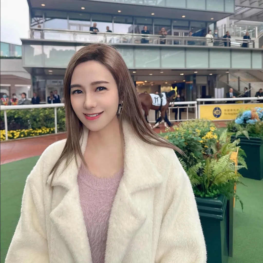 前愛回家小花梁茵突然富貴投資7位數開餐廳？！離巢後曾陷財困轉行做樓面及斬雞落力賺錢！