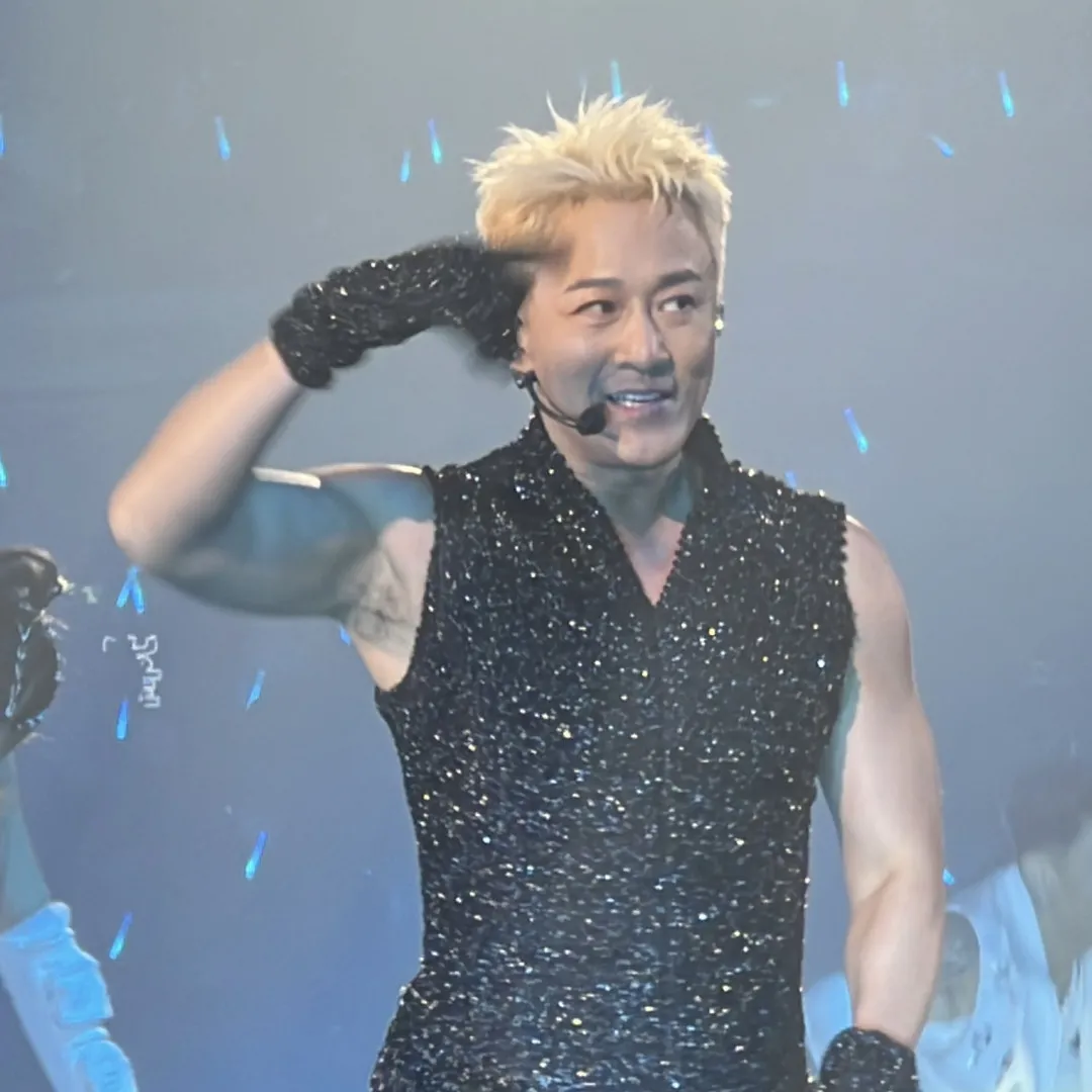 林峯演唱會直擊！睽違9年強勢回歸頭場陳慧琳驚喜現身！佘詩曼化身Man姐為「男朋友」撐場（持續更新嘉賓名單）