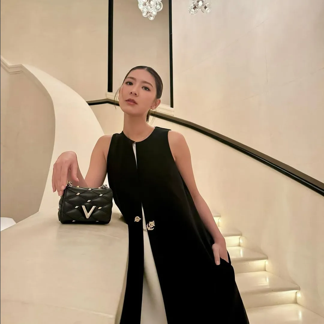 余香凝升級做影后卻坐冷板櫈無戲拍？！不愁沒工作住豪宅拎愛馬仕手袋依然富貴！