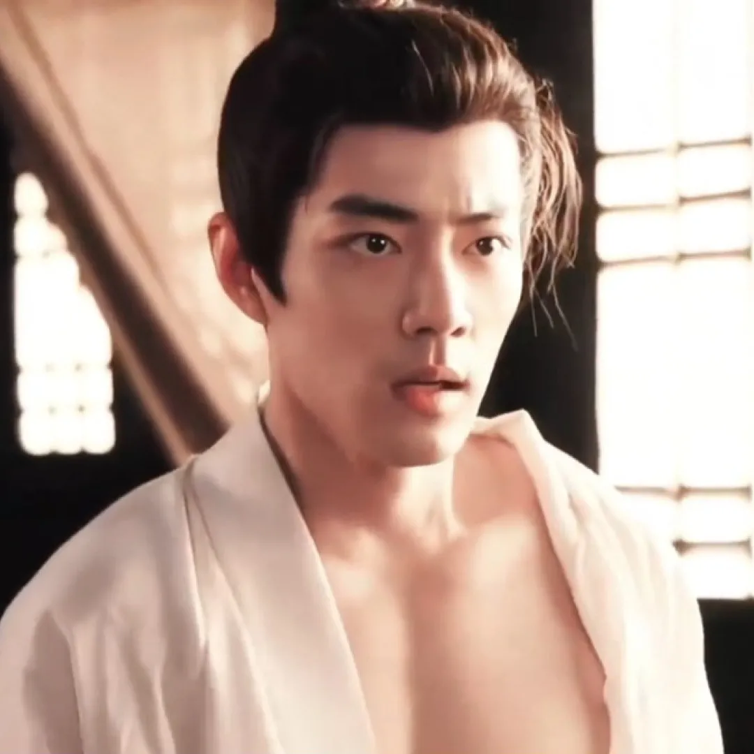 《藏海傳》肖戰出浴鏡頭爆肌極養眼！獲讚演技大躍進！播放量打破《難哄》紀錄成今年爆款劇！